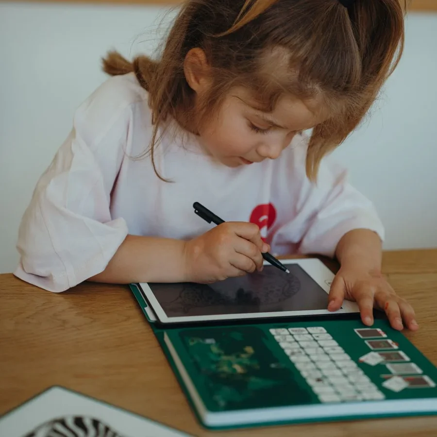 Kidydraw Mini-Skizzenbuch mit LCD-Bildschirm, Animal Around the World